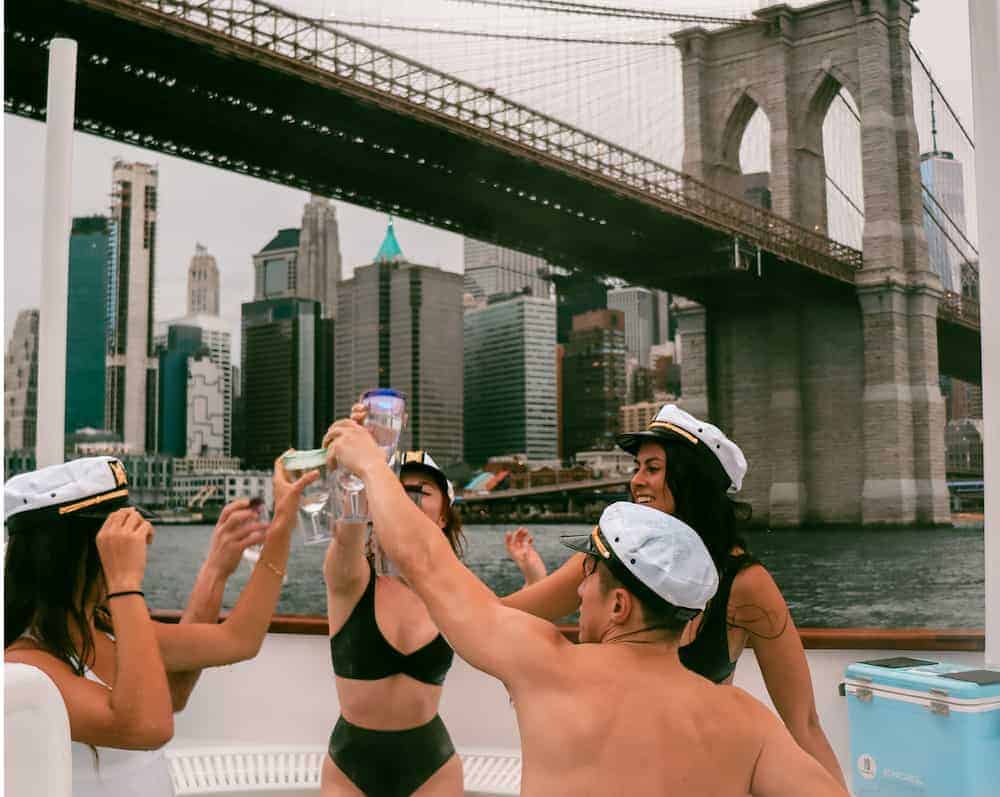 New York Hot Boat Tours