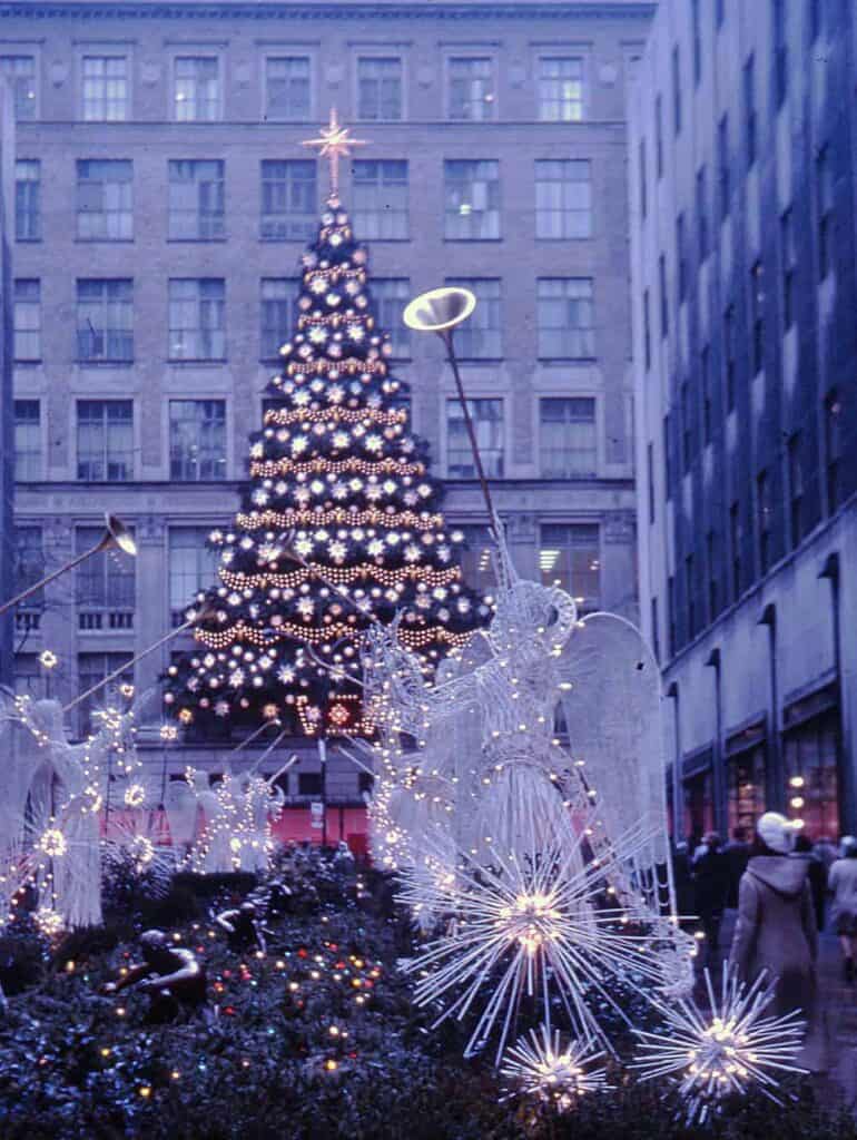 22 Fun Things to do in NYC for Christmas