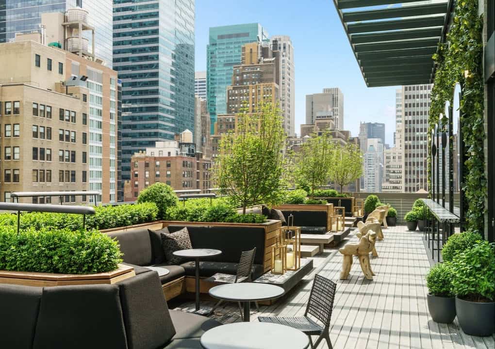 Castell Rooftop Lounge NYC