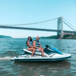 Jet-Ski-Full-Circle-of-Manhattan-Island-2-2.5-hrs-image-5 (1)