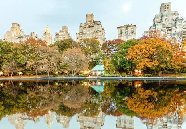 fall-foliage-Conservatory-Water-NYC